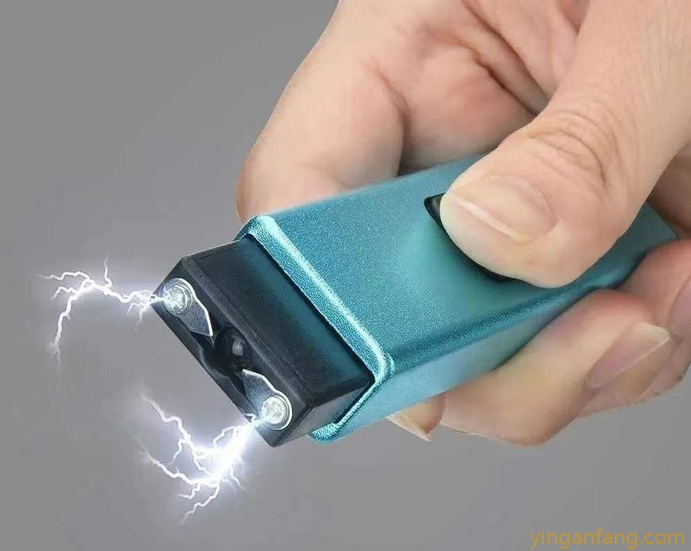 电击器使用
